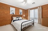 https://images.listonce.com.au/custom/160x/listings/2-forest-court-croydon-vic-3136/814/01766814_img_11.jpg?lTf1rn2HayQ