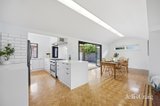 https://images.listonce.com.au/custom/160x/listings/2-form-street-wendouree-vic-3355/378/01905378_img_04.jpg?2pcY99YaEFA