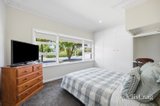https://images.listonce.com.au/custom/160x/listings/2-form-street-wendouree-vic-3355/378/01905378_img_08.jpg?HpM9kyH128c