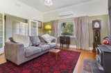 https://images.listonce.com.au/custom/160x/listings/2-franklin-street-maldon-vic-3463/411/00635411_img_02.jpg?PDV8sBtSos4