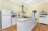 https://images.listonce.com.au/custom/160x/listings/2-franklin-street-maldon-vic-3463/411/00635411_img_03.jpg?a_FkDYBx0a4