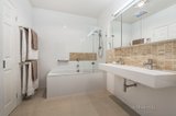 https://images.listonce.com.au/custom/160x/listings/2-furness-street-blackburn-vic-3130/354/00545354_img_12.jpg?4a2tbUOq8-M