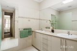 https://images.listonce.com.au/custom/160x/listings/2-garner-court-macleod-vic-3085/708/01910708_img_12.jpg?qsojYiJuQi0