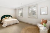https://images.listonce.com.au/custom/160x/listings/2-garner-court-macleod-vic-3085/708/01910708_img_13.jpg?YaLEFOZlr6M