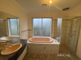 https://images.listonce.com.au/custom/160x/listings/2-gates-court-roxburgh-park-vic-3064/399/01948399_img_02.jpg?iJ_vFYqlVBI