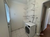 https://images.listonce.com.au/custom/160x/listings/2-gates-court-roxburgh-park-vic-3064/399/01948399_img_07.jpg?OOtESUTMj-g