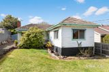 https://images.listonce.com.au/custom/160x/listings/2-george-street-niddrie-vic-3042/851/01773851_img_09.jpg?fsvdJzJmxtM