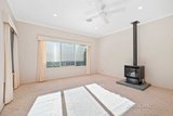 https://images.listonce.com.au/custom/160x/listings/2-gillies-street-north-lake-wendouree-vic-3350/603/01703603_img_08.jpg?QZt-3jPBCb0