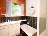 https://images.listonce.com.au/custom/160x/listings/2-gissing-street-blackburn-south-vic-3130/135/01744135_img_05.jpg?4HgoCLD8ZT4
