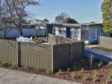 https://images.listonce.com.au/custom/160x/listings/2-glamis-street-newtown-vic-3220/152/01699152_img_09.jpg?KcIUXu_AKV8