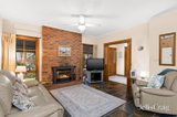 https://images.listonce.com.au/custom/160x/listings/2-glenwood-close-donvale-vic-3111/206/01950206_img_04.jpg?Q3y5Y8cD64E