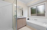 https://images.listonce.com.au/custom/160x/listings/2-grand-view-grove-lilydale-vic-3140/683/01949683_img_13.jpg?uZ5uP65o3S4