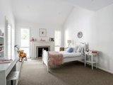 https://images.listonce.com.au/custom/160x/listings/2-grant-avenue-balwyn-vic-3103/753/01718753_img_11.jpg?7BSHXZzVVlw