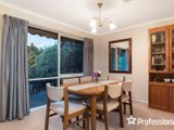 https://images.listonce.com.au/custom/160x/listings/2-great-oak-court-mooroolbark-vic-3138/467/01526467_img_08.jpg?oGbP5GapuoM