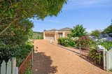 https://images.listonce.com.au/custom/160x/listings/2-great-valley-parade-sebastopol-vic-3356/641/01476641_img_06.jpg?PNbap6YGqDA