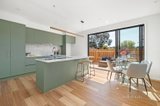 https://images.listonce.com.au/custom/160x/listings/2-griggs-court-mornington-vic-3931/125/01585125_img_03.jpg?L7V_l-ed6b8