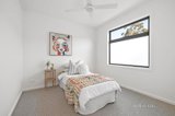 https://images.listonce.com.au/custom/160x/listings/2-griggs-court-mornington-vic-3931/125/01585125_img_10.jpg?MnTjN2G7MMU