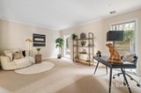 https://images.listonce.com.au/custom/160x/listings/2-hakea-close-greensborough-vic-3088/573/01816573_img_06.jpg?o1Nah1732RU