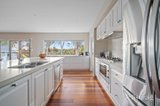 https://images.listonce.com.au/custom/160x/listings/2-hakea-close-greensborough-vic-3088/573/01816573_img_07.jpg?Iv1CPl1C51I