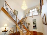 https://images.listonce.com.au/custom/160x/listings/2-hamilton-street-balwyn-vic-3103/697/01684697_img_02.jpg?QbxEjYarfo8