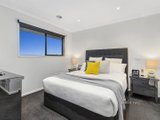 https://images.listonce.com.au/custom/160x/listings/2-hammersmith-way-cranbourne-east-vic-3977/312/01721312_img_06.jpg?5xma1JGMq0U