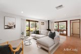 https://images.listonce.com.au/custom/160x/listings/2-headline-court-heathmont-vic-3135/213/01812213_img_05.jpg?NFb4kvRFz1Y
