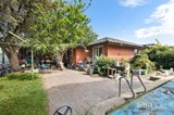 https://images.listonce.com.au/custom/160x/listings/2-highlands-avenue-airport-west-vic-3042/169/01989169_img_08.jpg?v4pFF--B9rE