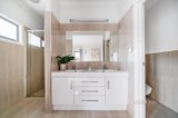 https://images.listonce.com.au/custom/160x/listings/2-hillcrest-road-eltham-north-vic-3095/300/01708300_img_07.jpg?nk2Nf15M1iE