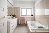 https://images.listonce.com.au/custom/160x/listings/2-hillcrest-road-eltham-north-vic-3095/300/01708300_img_10.jpg?os-azIZCuds