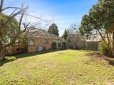 https://images.listonce.com.au/custom/160x/listings/2-hillview-road-balwyn-north-vic-3104/970/01588970_img_07.jpg?UP6oxJ0eO-w