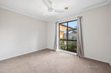 https://images.listonce.com.au/custom/160x/listings/2-hoiki-drive-mornington-vic-3931/344/01640344_img_08.jpg?2n6iuV4GNmI