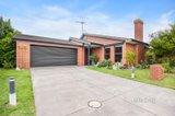 https://images.listonce.com.au/custom/160x/listings/2-horsham-crescent-alfredton-vic-3350/053/01049053_img_01.jpg?jnVkvUZcti4