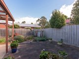 https://images.listonce.com.au/custom/160x/listings/2-hyde-park-walk-mooroolbark-vic-3138/218/01524218_img_12.jpg?KER297H-DR4