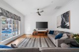 https://images.listonce.com.au/custom/160x/listings/2-james-court-diamond-creek-vic-3089/159/01735159_img_08.jpg?03pZWljX-oQ