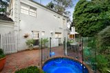 https://images.listonce.com.au/custom/160x/listings/2-jayson-avenue-eltham-vic-3095/005/01352005_img_15.jpg?FUKV7Nr7T5Y