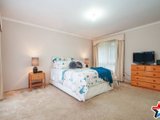 https://images.listonce.com.au/custom/160x/listings/2-jean-court-mooroolbark-vic-3138/518/01529518_img_05.jpg?_yOmMnZDrBg