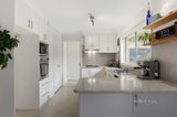 https://images.listonce.com.au/custom/160x/listings/2-jenkins-lane-croydon-vic-3136/985/01022985_img_04.jpg?WvbJ_dzLZM4