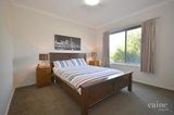 https://images.listonce.com.au/custom/160x/listings/2-jonathan-court-brown-hill-vic-3350/469/01576469_img_09.jpg?MkpraxqBRws