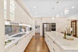 https://images.listonce.com.au/custom/160x/listings/2-jubilee-street-mount-waverley-vic-3149/061/01722061_img_04.jpg?ZxE-HI0aQvE