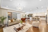 https://images.listonce.com.au/custom/160x/listings/2-jubilee-street-mount-waverley-vic-3149/061/01722061_img_05.jpg?b4I6BYRfckk