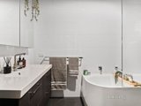 https://images.listonce.com.au/custom/160x/listings/2-judith-avenue-warrandyte-vic-3113/561/01701561_img_11.jpg?sMNbnYH9R5s
