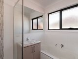 https://images.listonce.com.au/custom/160x/listings/2-kalimna-street-mooroolbark-vic-3138/965/01523965_img_09.jpg?EGuTn5NQxew