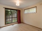 https://images.listonce.com.au/custom/160x/listings/2-karin-court-mooroolbark-vic-3138/410/01524410_img_07.jpg?dLSyxut0yaM