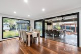 https://images.listonce.com.au/custom/160x/listings/2-karin-court-mooroolbark-vic-3138/933/01962933_img_06.jpg?FrduvxBwTdw