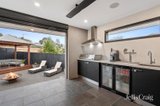 https://images.listonce.com.au/custom/160x/listings/2-karin-court-mooroolbark-vic-3138/933/01962933_img_13.jpg?hUmXtqax7Xs