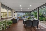 https://images.listonce.com.au/custom/160x/listings/2-kent-court-eltham-vic-3095/920/01843920_img_16.jpg?1nfbe03NyqQ