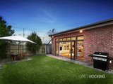 https://images.listonce.com.au/custom/160x/listings/2-kent-street-yarraville-vic-3013/227/01203227_img_04.jpg?F0WQ32NPbNU