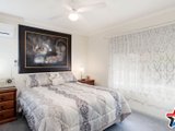 https://images.listonce.com.au/custom/160x/listings/2-kincumber-drive-croydon-vic-3136/543/01529543_img_07.jpg?F5XIm02HWkE