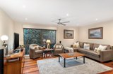 https://images.listonce.com.au/custom/160x/listings/2-kingsbridge-court-croydon-hills-vic-3136/549/01722549_img_03.jpg?IQGp3Fv8w1w