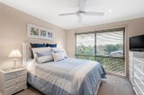 https://images.listonce.com.au/custom/160x/listings/2-kingsbridge-court-croydon-hills-vic-3136/549/01722549_img_09.jpg?Q6OPPYo_yPc